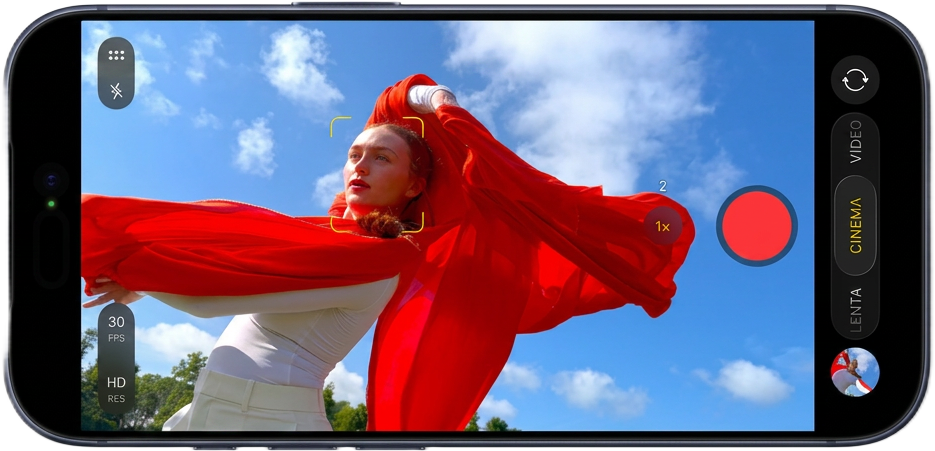 iPhone grade A na horizontal com a tela ligada