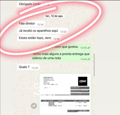 Conversa no WhatsApp: cliente confirma que recebeu os aparelhos e que estão zero
